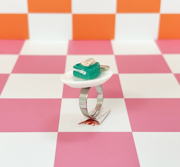 Cake & Spoon Ring