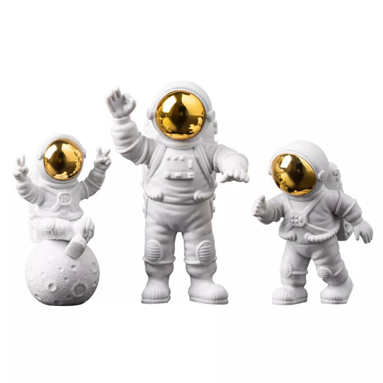 Astronaut figurines set of three